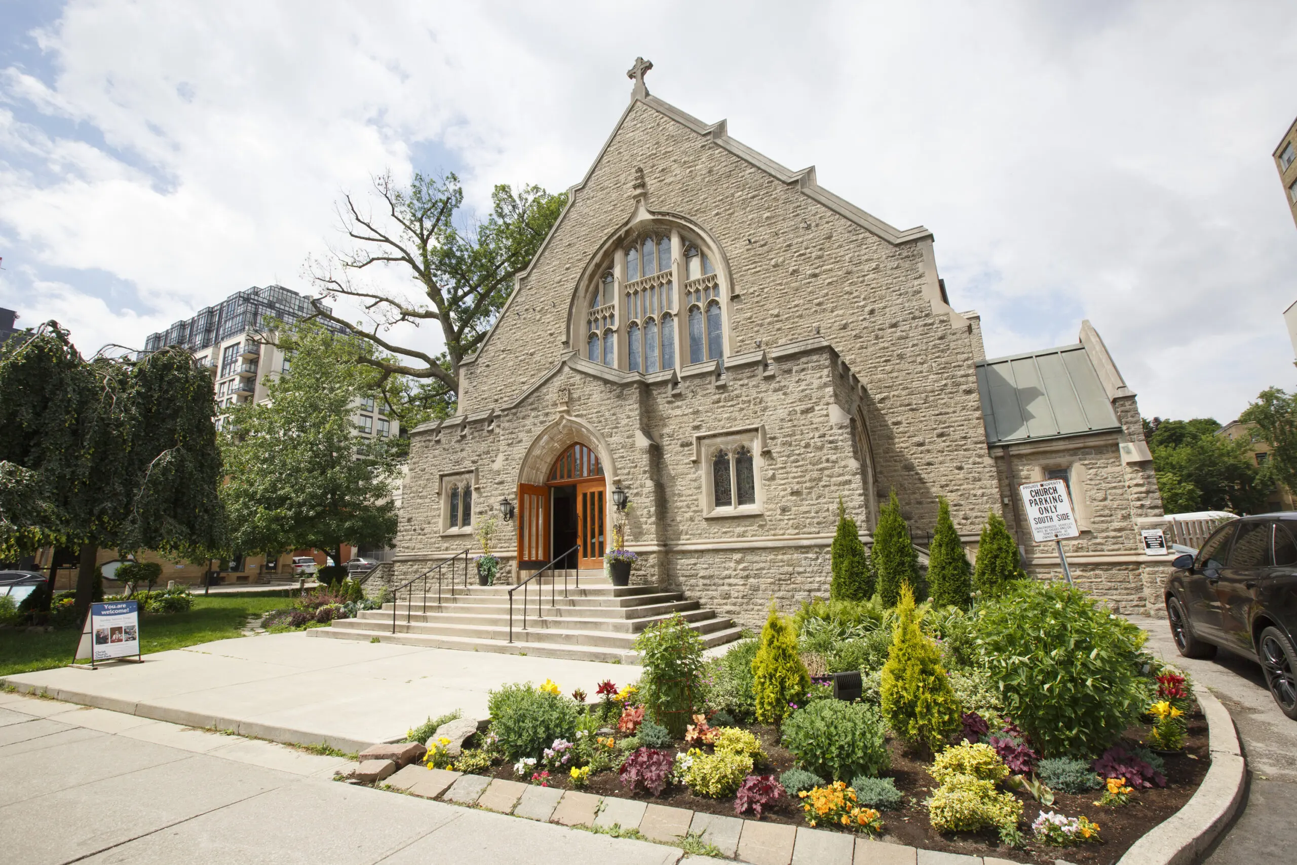 Christ Church Deer Park in Toronto