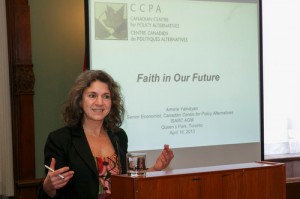 Armine Yalnizyan at the ISARC Religious Leaders' Forum on "Awakening the Middle Class", Toronto, Canada.